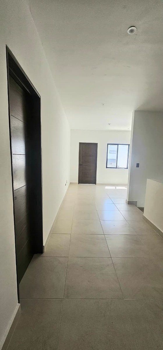 Casa em Cumbres Jade, Monterrey, foto 2 de 15