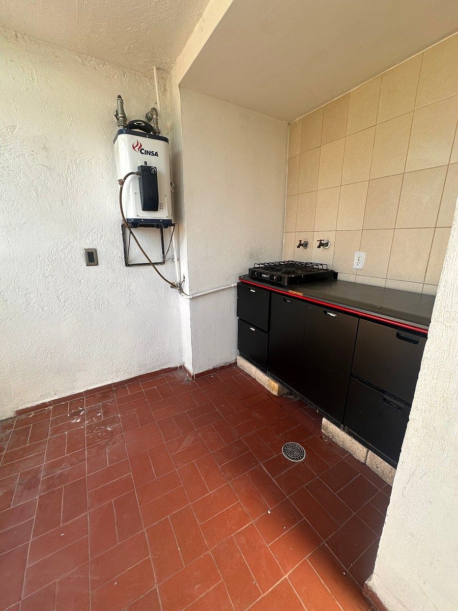 Building in Prados Vallarta, Zapopan, photo 18 of 22