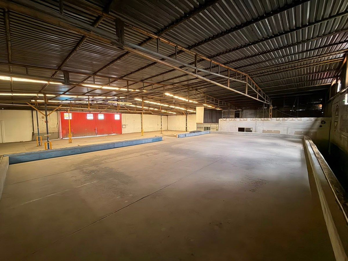 VENTA DE TERRENO CON CONSTRUCCIÓN EN CORREGIDORA, foto 1 de 19