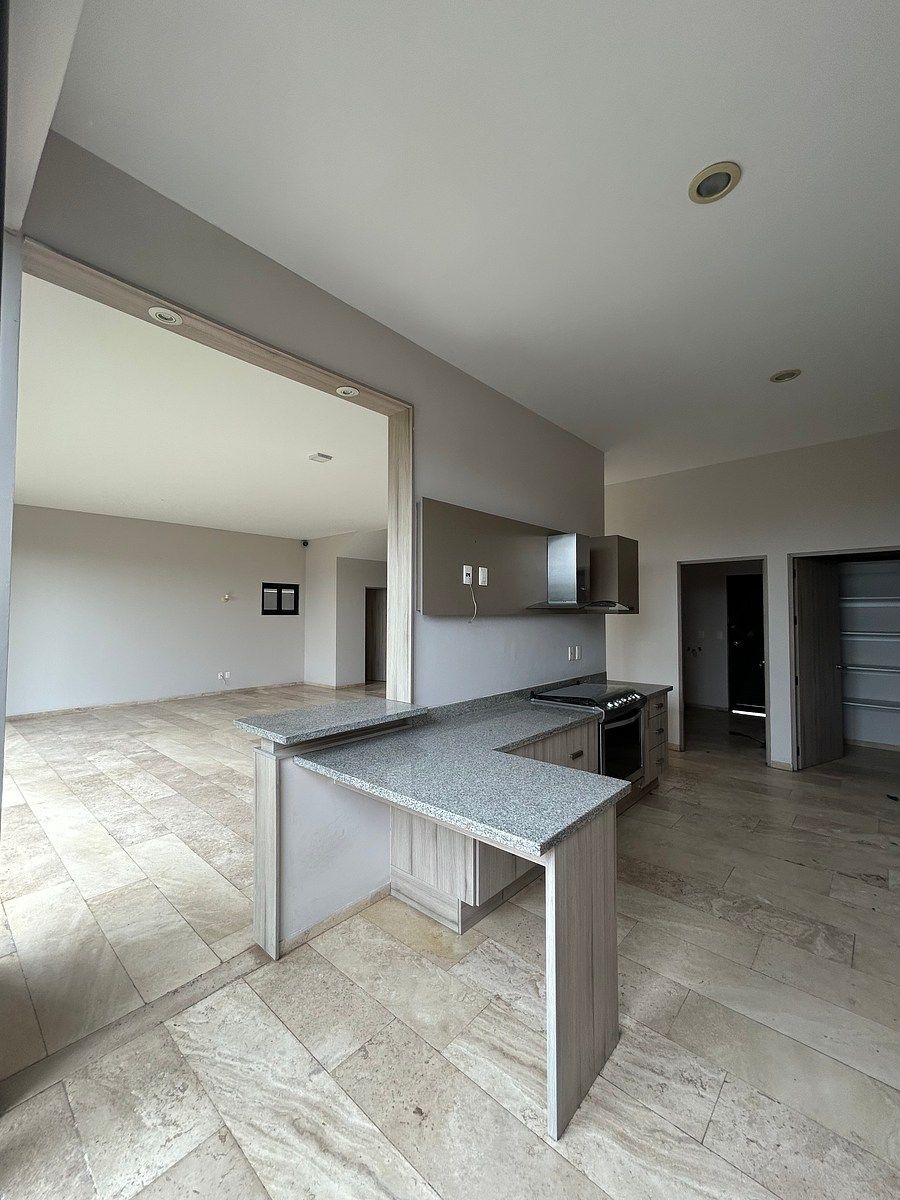 House in Jurica, Querétaro, photo 10 of 19