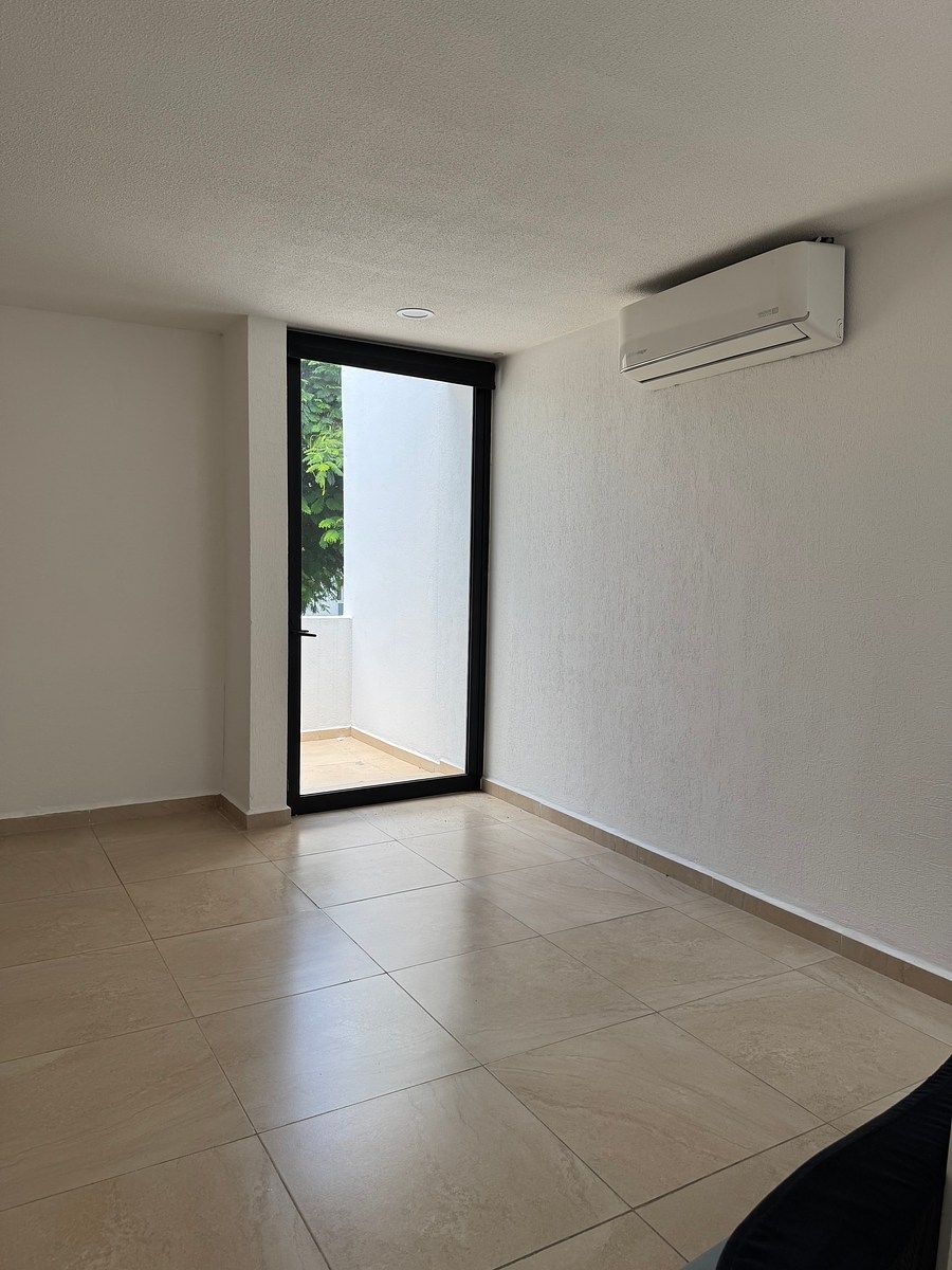 Acceso a balconcito, foto 14 de 34