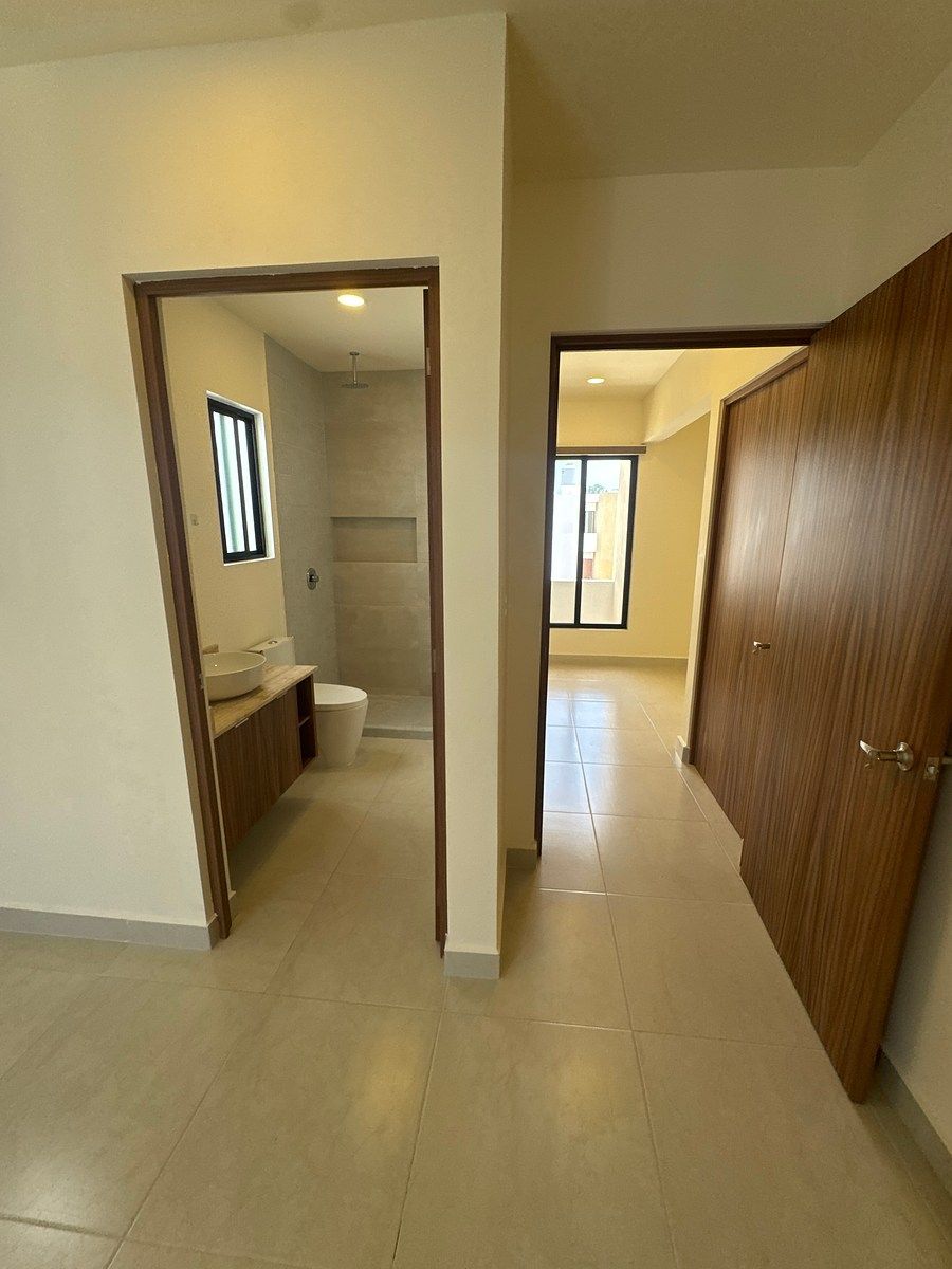 Casa en Leandro Valle, Mérida, foto 9 de 38
