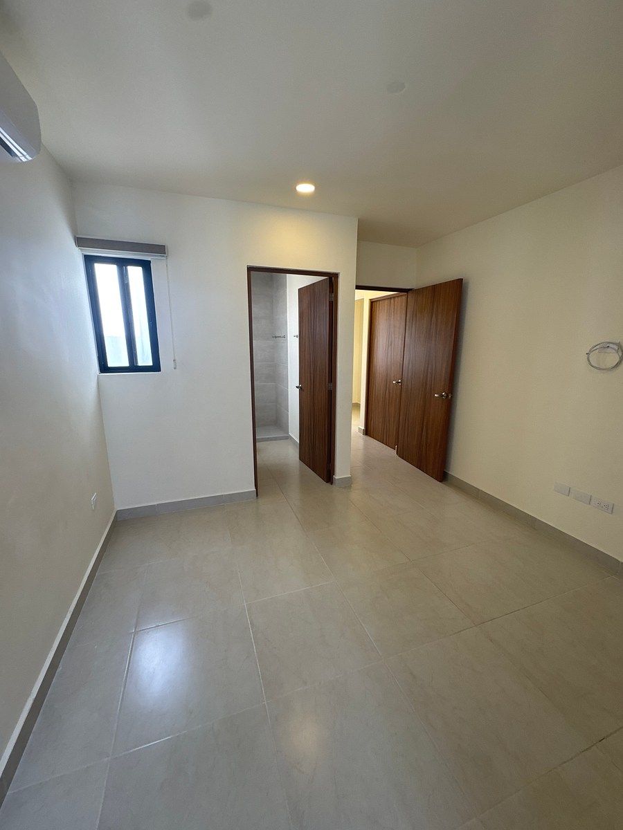Casa en Leandro Valle, Mérida, foto 12 de 38
