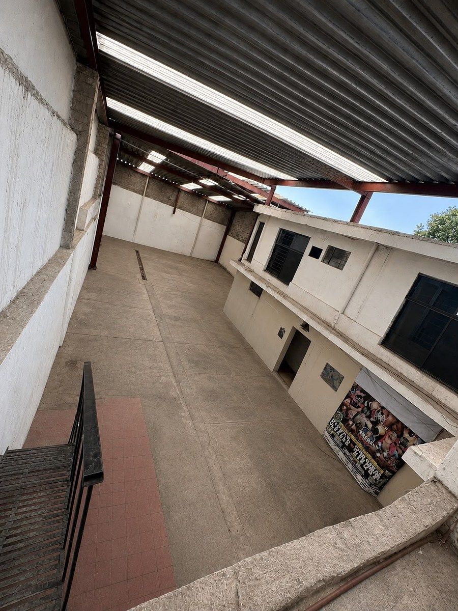 Commercial Storage Unit in Oblatos, Guadalajara, photo 2 of 4