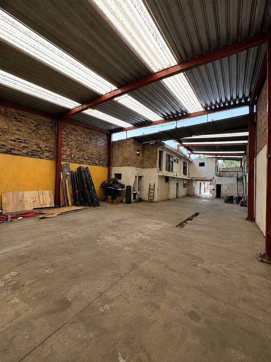 Commercial Storage Unit in Oblatos, Guadalajara, photo 3 of 4