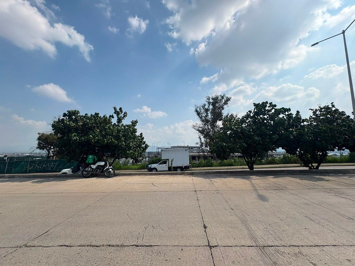 Galpão comercial em Paisajes del Tesoro, Tlaquepaque, foto 7 de 8