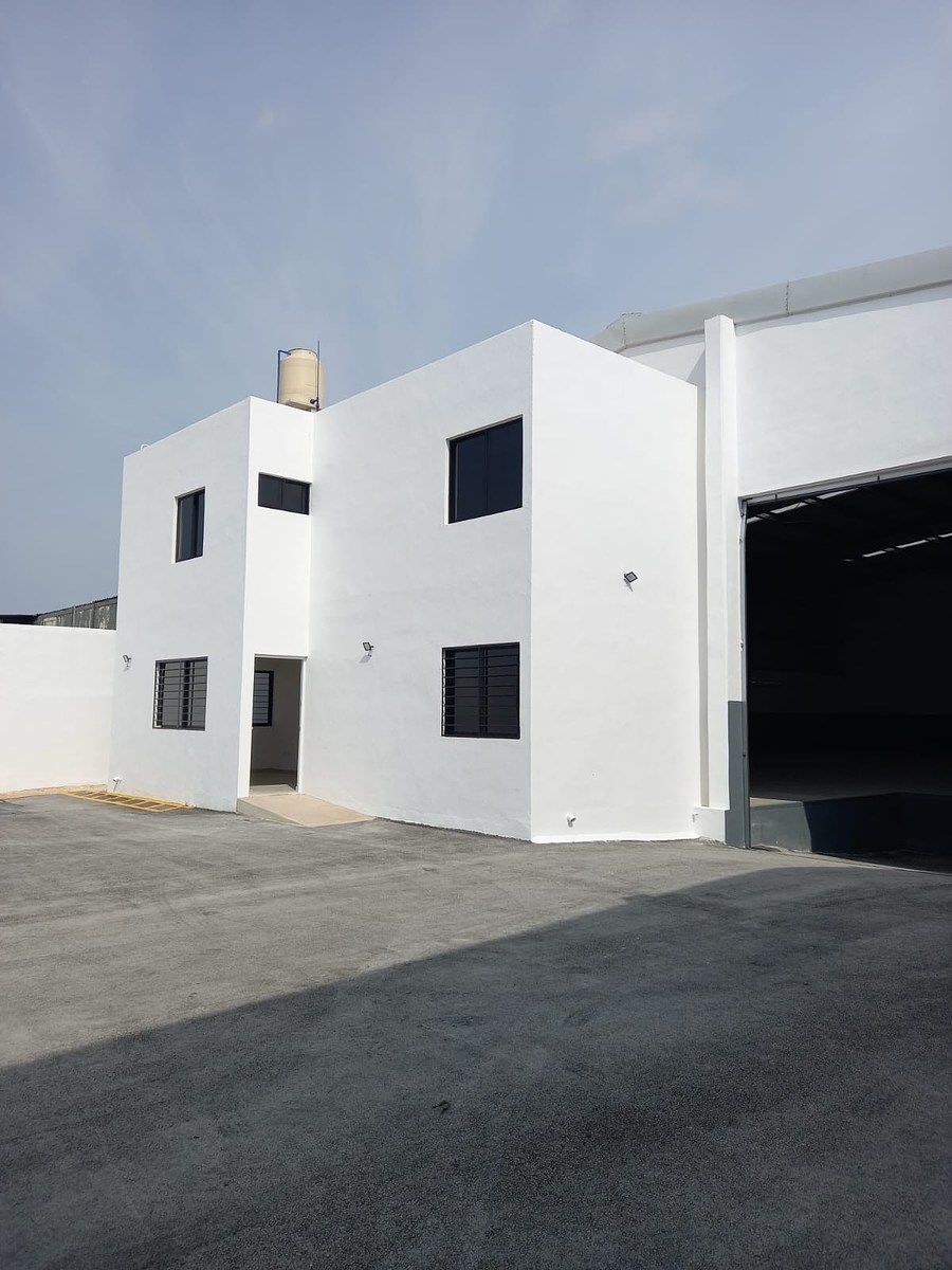Bodega 480 m2 con Anden a una cuadra de Periférico Sur, foto 1 de 24