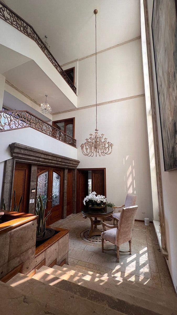 Casa en VENTA, Cumbres 2° Sector, foto 1 de 31