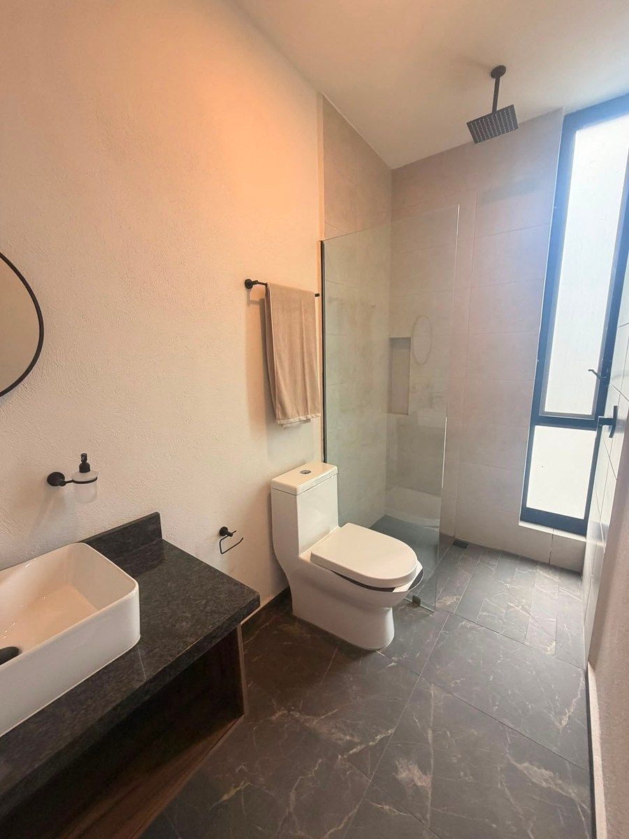 House in Gated Community in Real de Valdepeñas, Zapopan, photo 9 of 17