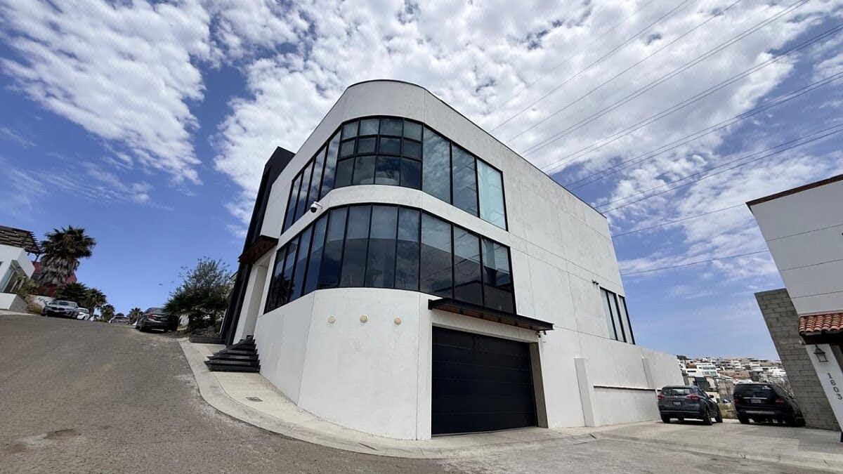 Se vende casa de 5 recámaras en Real del Mar, Tijuana