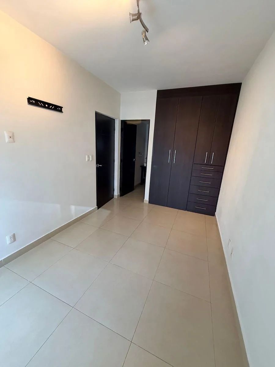RENTA DE DEPARTAMENTO, PARQUE JARDÍN, foto 1 de 14