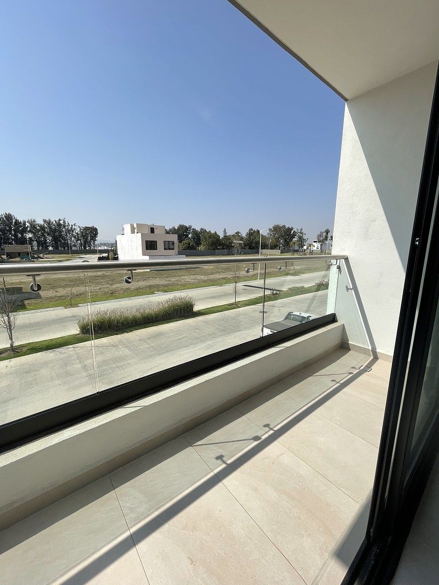 House in Gated Community in Valle Imperial, Zapopan, photo 15 of 47