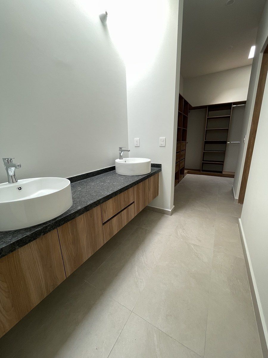 House in Gated Community in Valle Imperial, Zapopan, photo 17 of 47