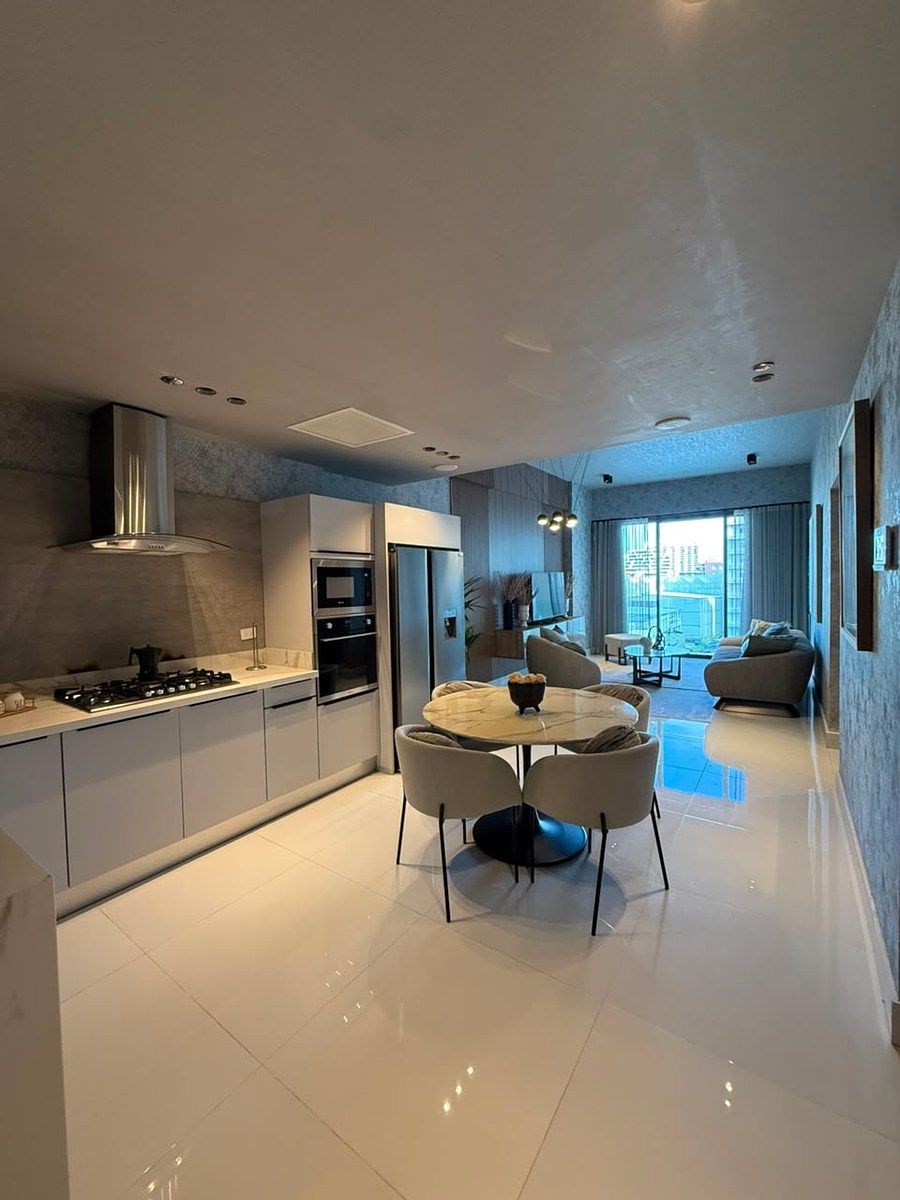 Apartamento 70 m2 amueblado con balcón en Piantini, foto 1 de 12