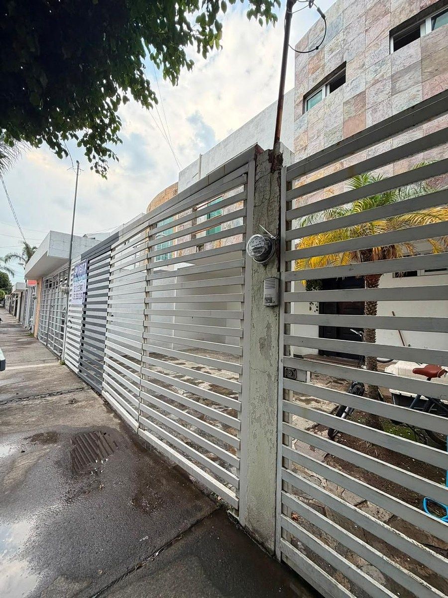 House in Paseos del Sol, Zapopan, photo 2 of 33