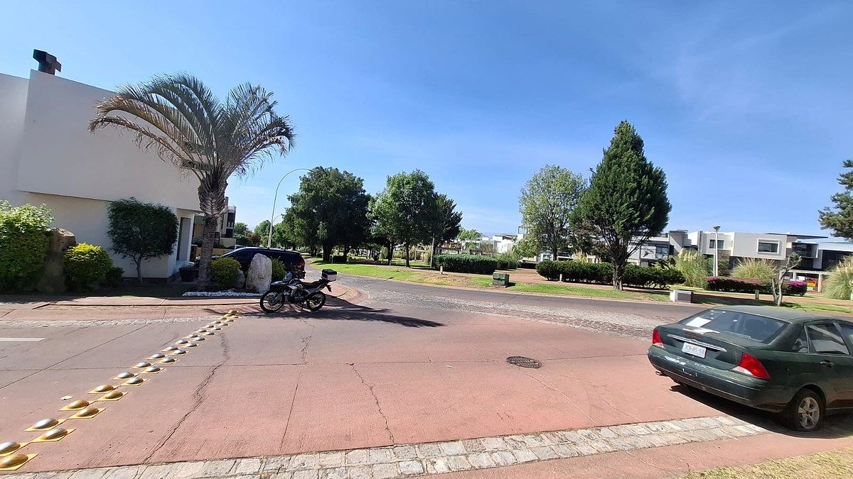 Lote em La Rioja, Tlajomulco de Zúñiga, foto 4 de 5