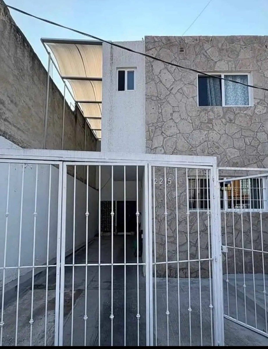 Casa en Venta en Lomas de Zapopan - Ronda 2215, foto 1 de 17