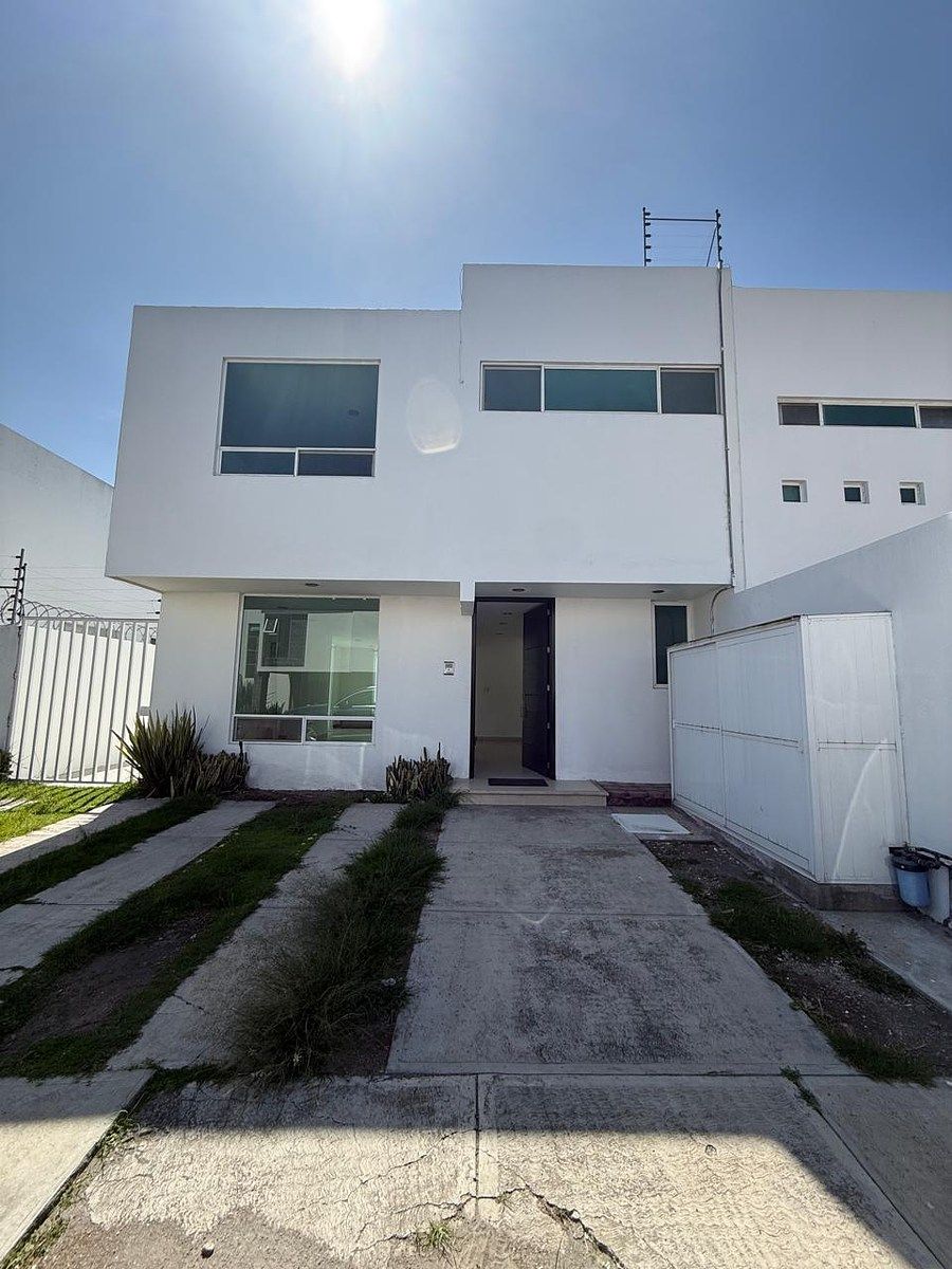 HOUSE FOR RENT IN FRACC.REAL DE PALMAS, MOMOXPAN, photo 1 of 16