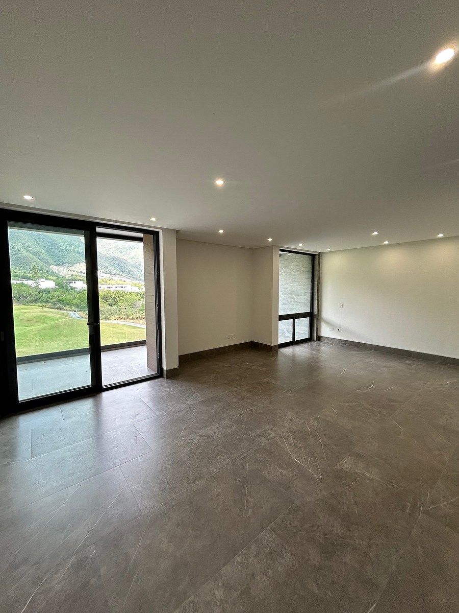 Casa em El Uro, Monterrey, foto 23 de 40