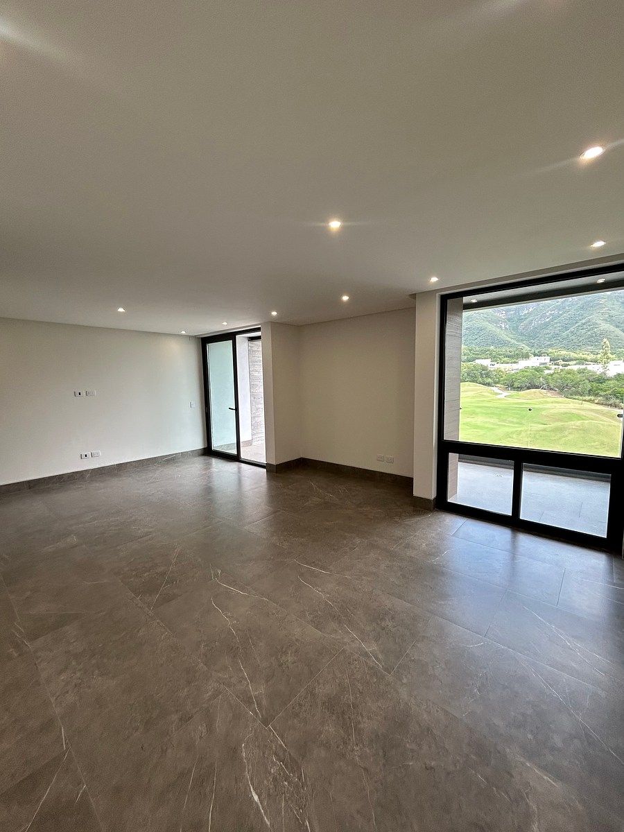 Casa em El Uro, Monterrey, foto 25 de 40