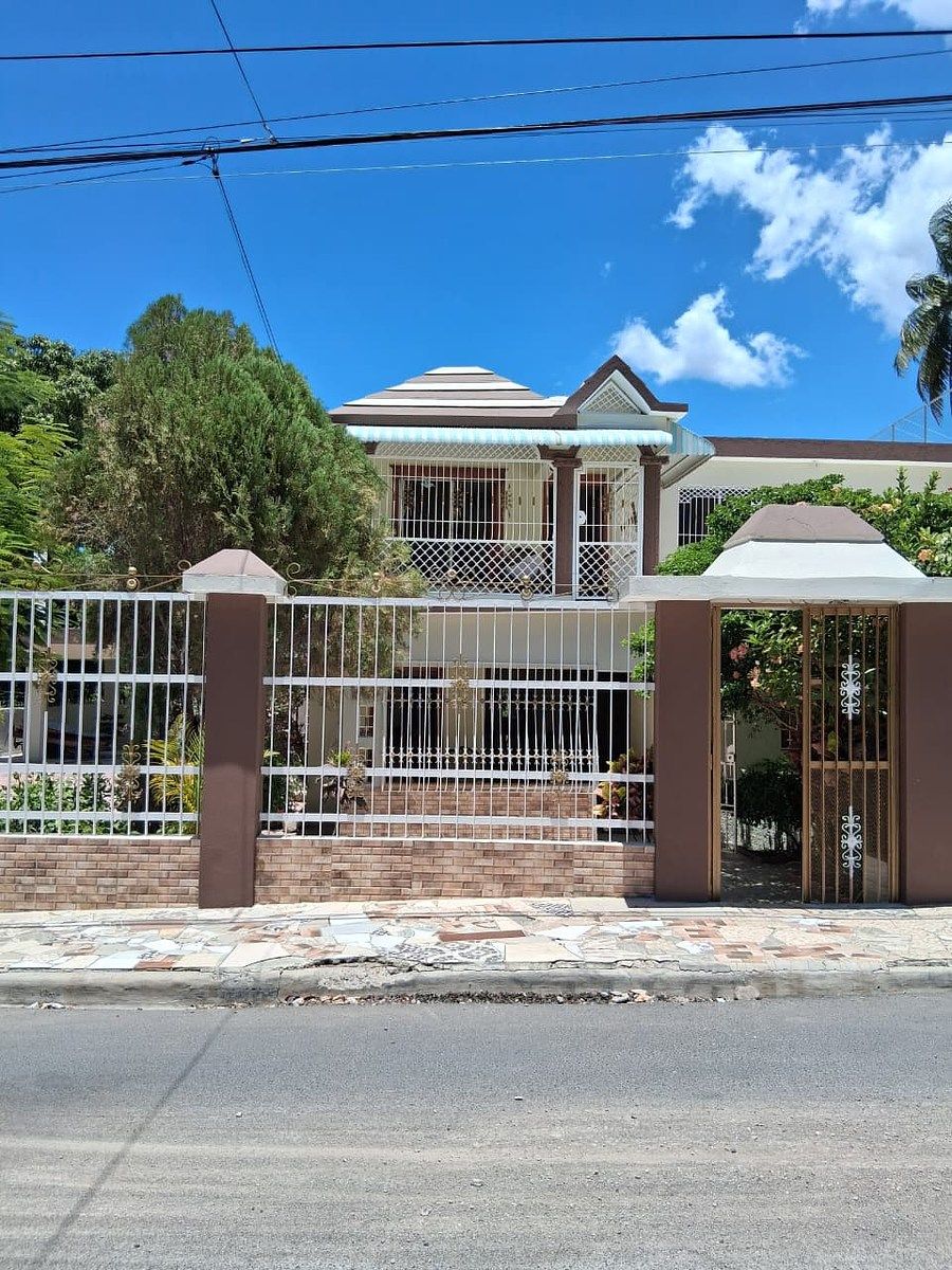 Casa en Venta en Azua, foto 1 de 24