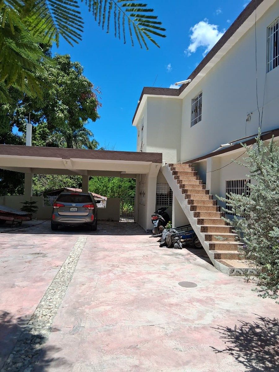 Casa en Azua de Compostela, foto 3 de 24
