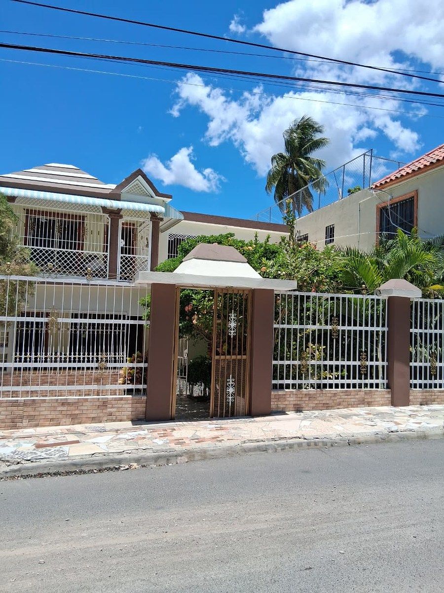 Casa en Azua de Compostela, foto 2 de 24