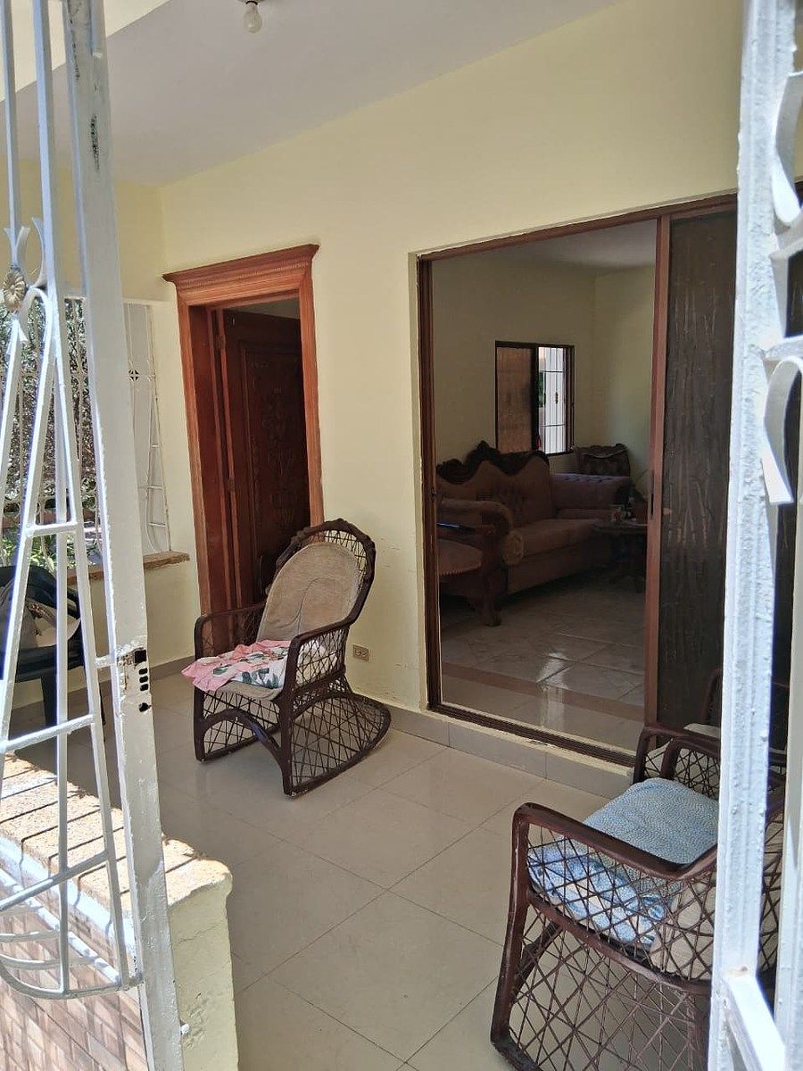 Casa en Azua de Compostela, foto 12 de 24