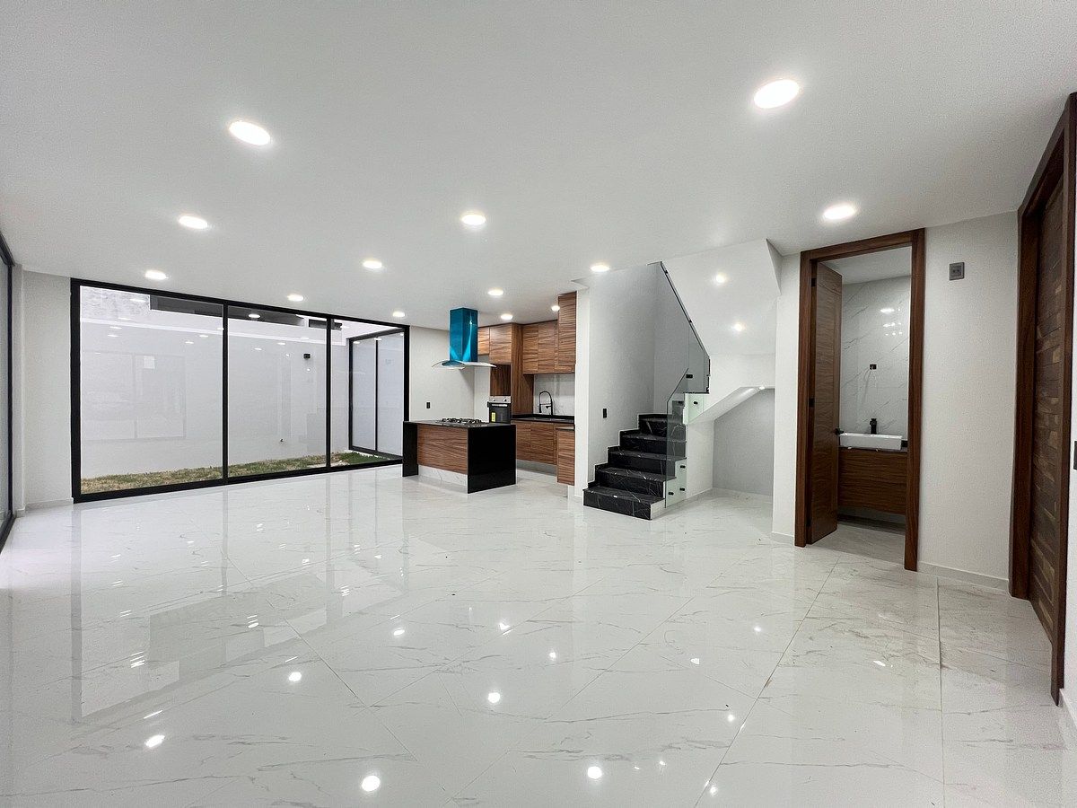 Pre Venta Casa en Savia Central con 5 Recamaras, foto 1 de 31