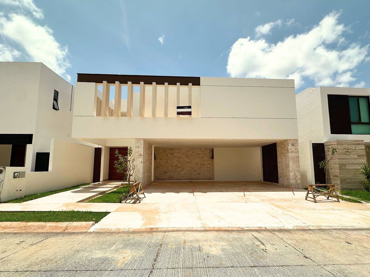 CASA EN VENTA EN MERIDA, YUCATAN EN ALLEGRA, TEMOZON NTE - foto 2