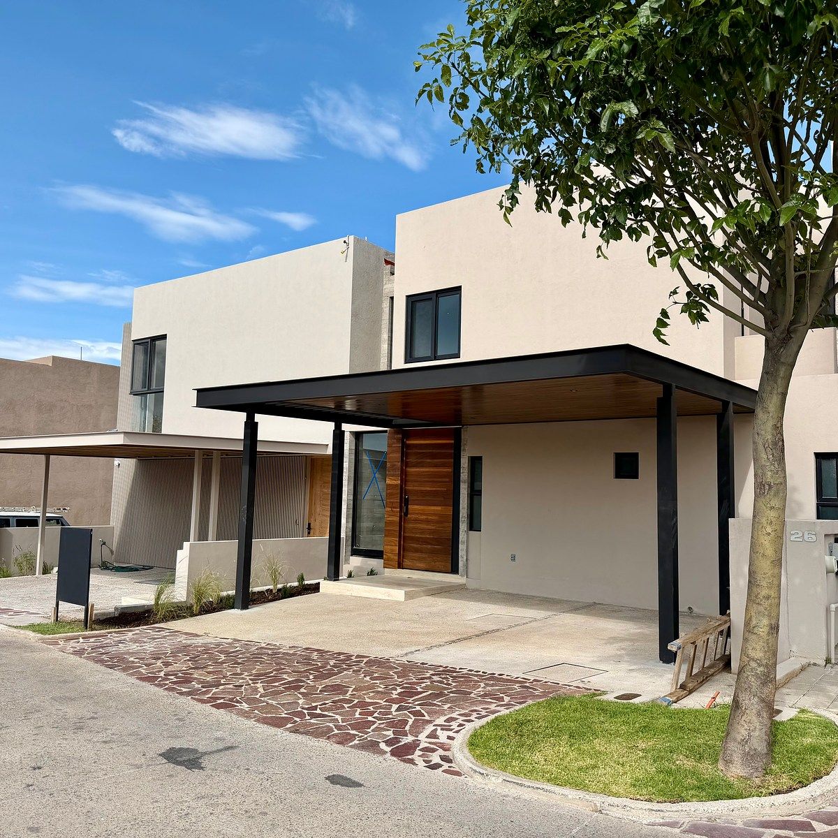 New house for sale in Altozano Querétaro, photo 1 of 27