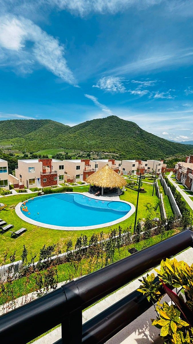 House in Gated Community in Francisco Villa, Xochitepec, photo 2 of 24