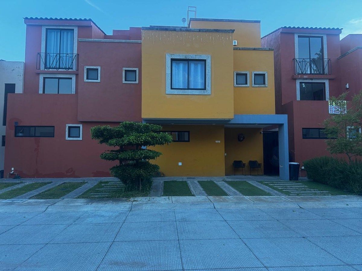 Casa en coto Cantero en venta, foto 1 de 24