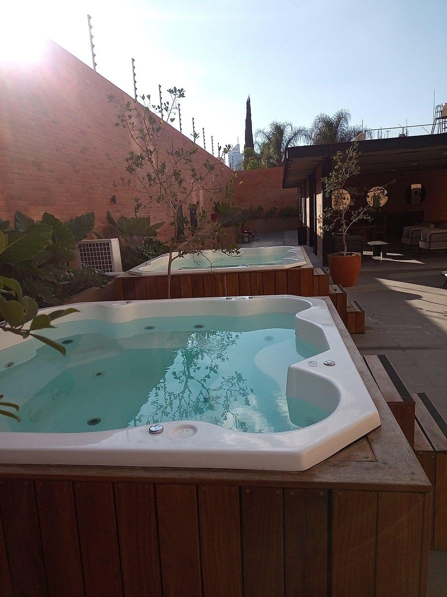 Jacuzzi, photo 11 of 26