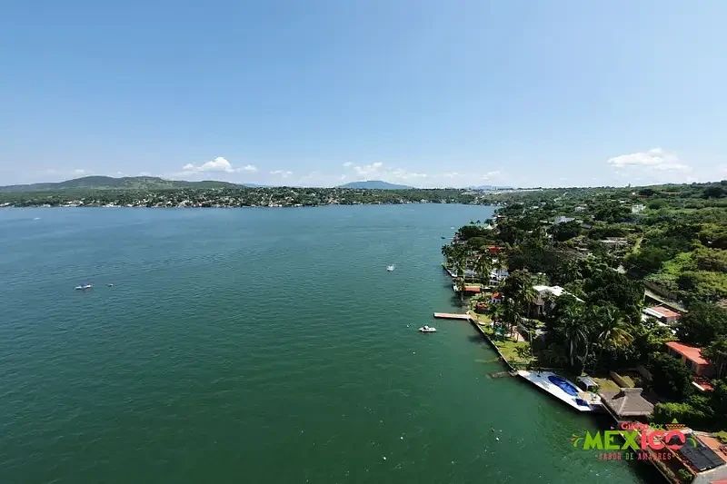 VENTA CASA EN EL LAGO DE TEQUESQUITENGO., foto 1 de 50