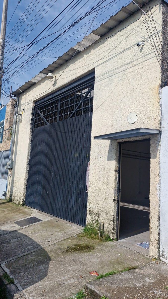 Bodega en Renta en el Colli, foto 1 de 4