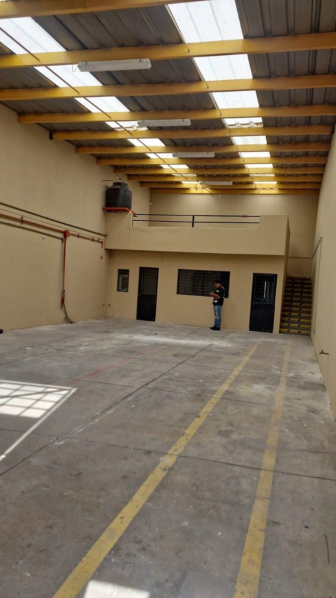 Bodega comercial en Paraísos Del Colli, Zapopan, foto 2 de 4