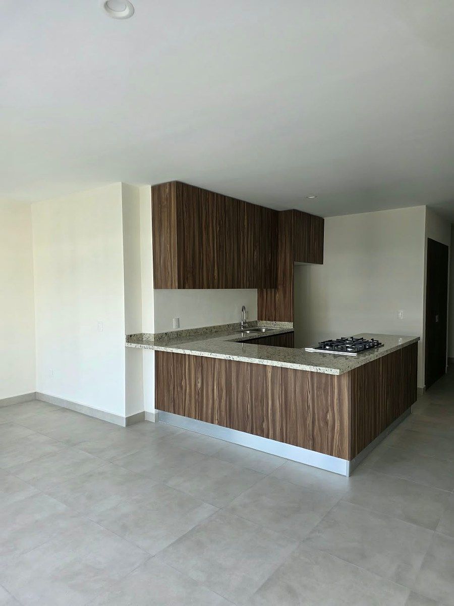 Apartment in La Floresta, Puerto Vallarta, photo 16 of 18