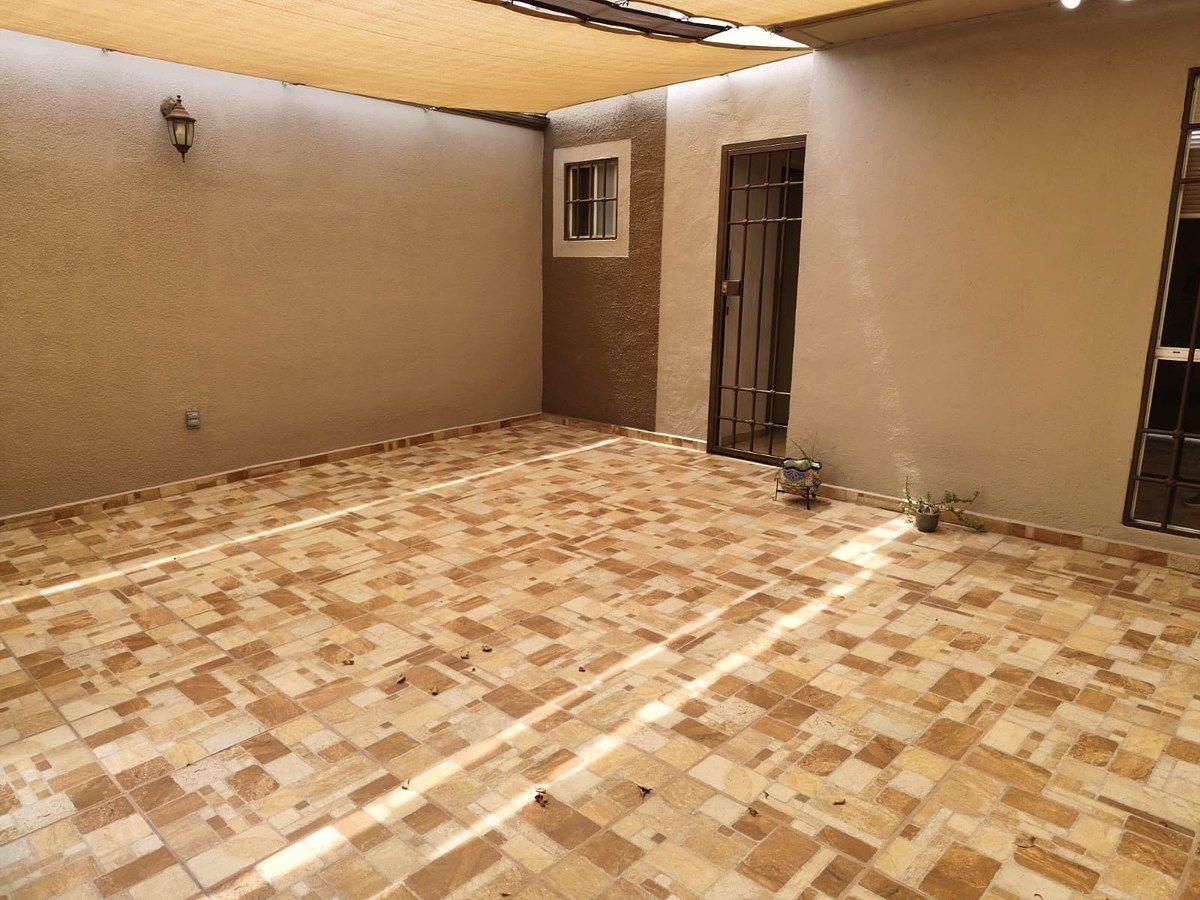 Casa em Colinas del Sur, Querétaro, foto 2 de 17