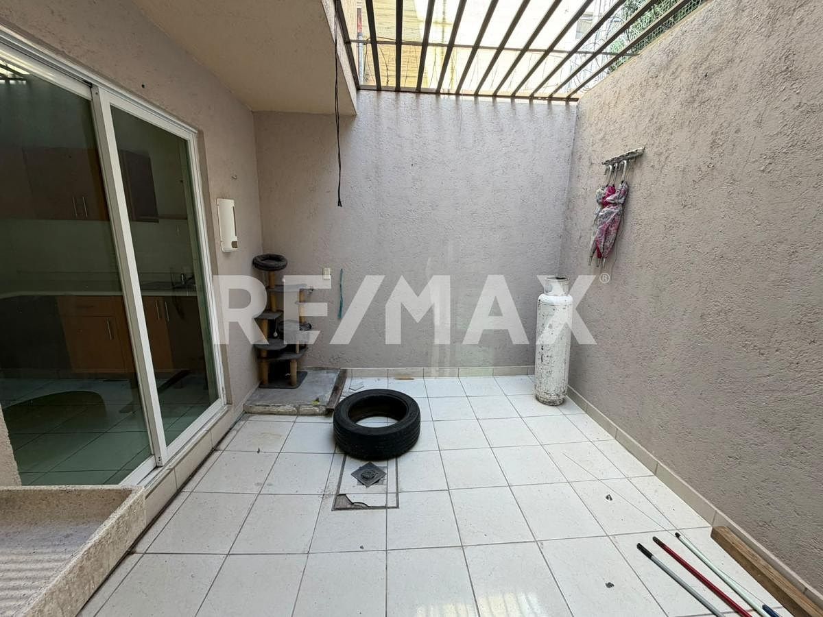 House in Gated Community in Lomas de Pasteur, Querétaro, photo 4 of 12