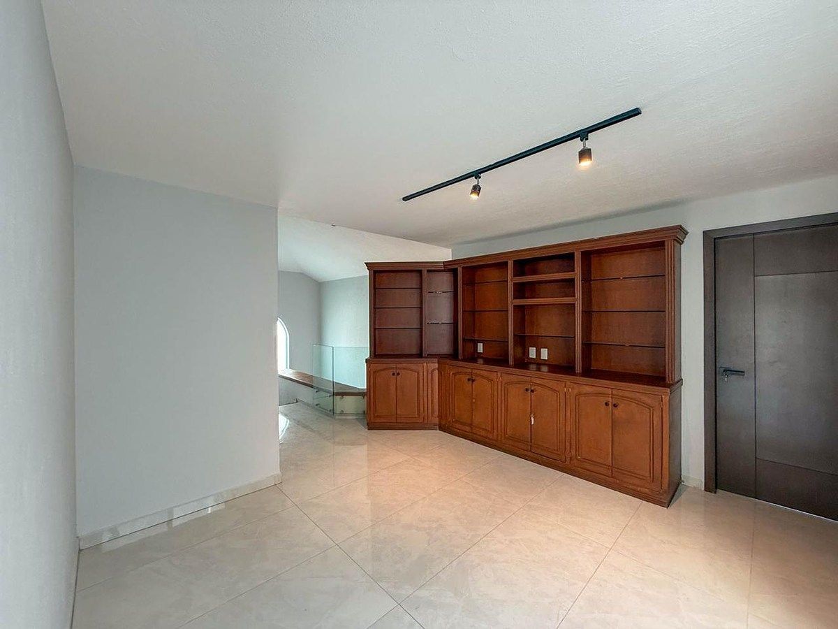 Casa em Puerta de Hierro, Zapopan, foto 15 de 25