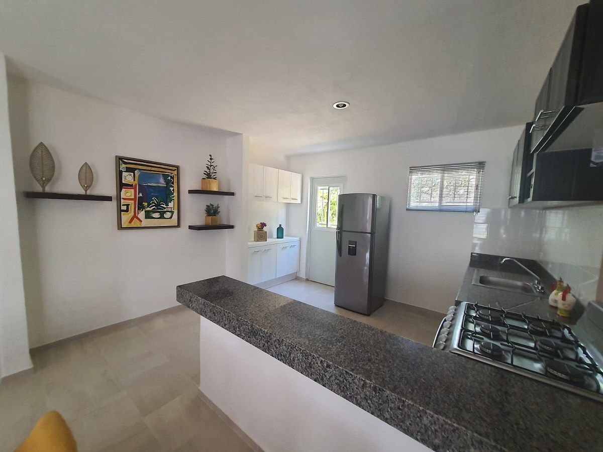 House in Tixcacal Opichen, Mérida, photo 2 of 7