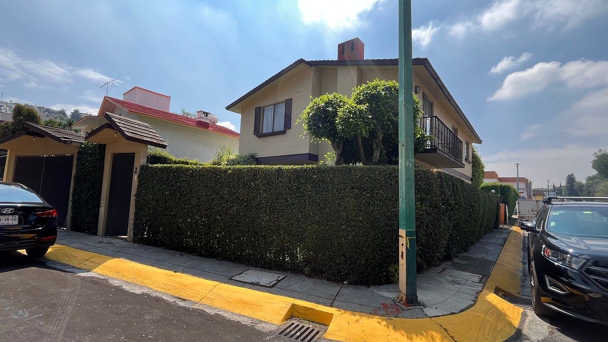 CASA EN RENTA, MAYORAZGOS DE LA CONCORDIA, VIGILANCIA, EN ESQUINA.