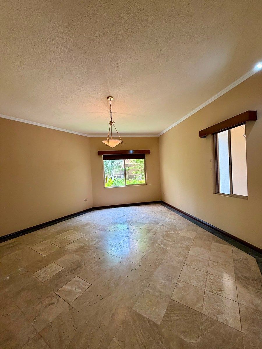 House in Las Cumbres 2 Sector, Monterrey, photo 9 of 19