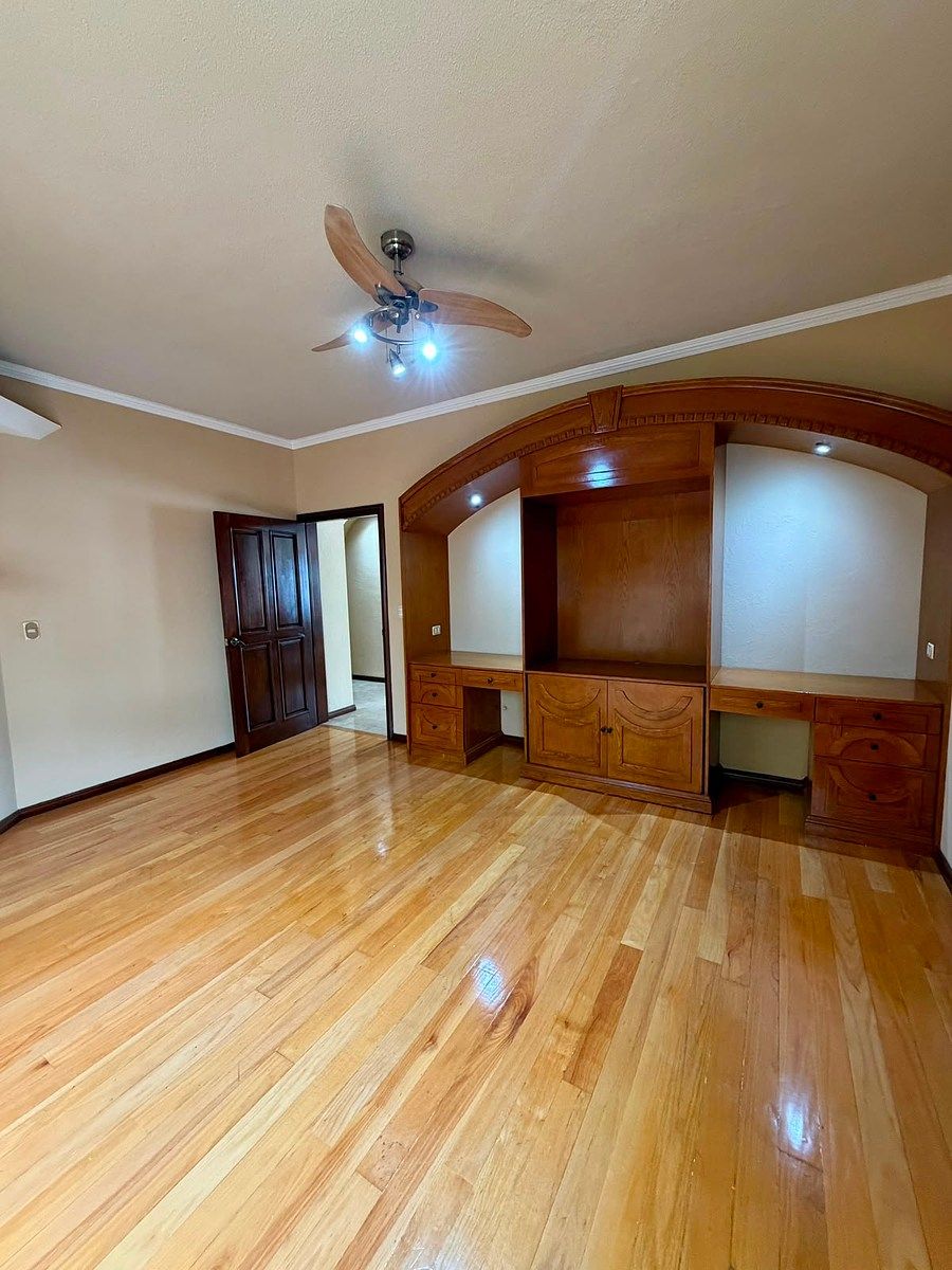 House in Las Cumbres 2 Sector, Monterrey, photo 11 of 19