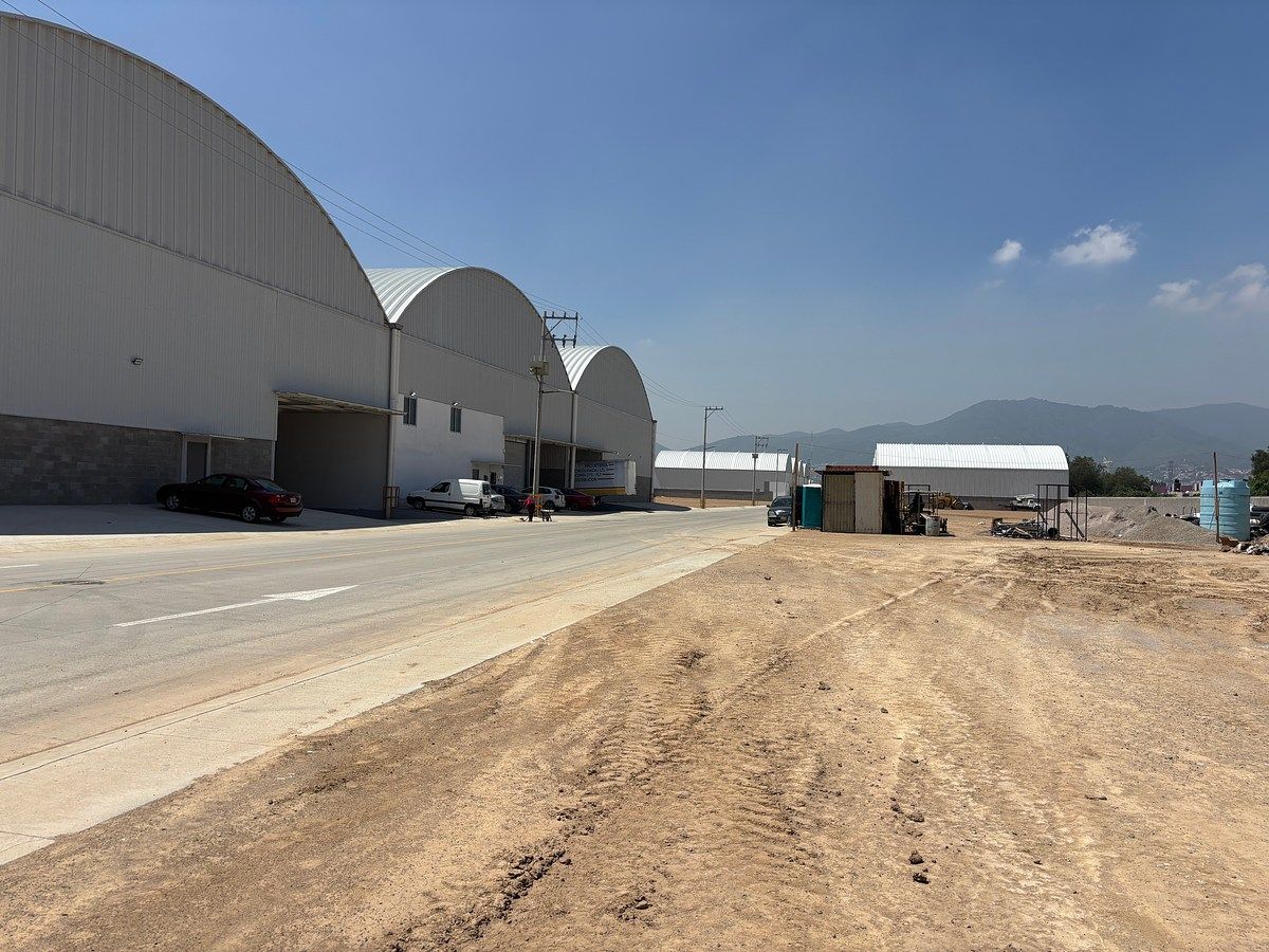 Prédio industrial em San Lorenzo Tetlixtac, Coacalco de Berriozábal, foto 3 de 20