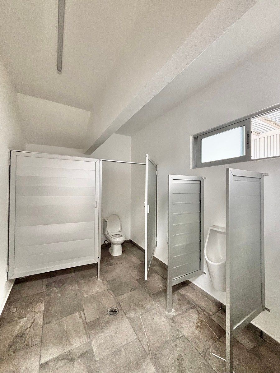 Sanitarios para Hombres/Mujeres en Zona operativa ., foto 18 de 20