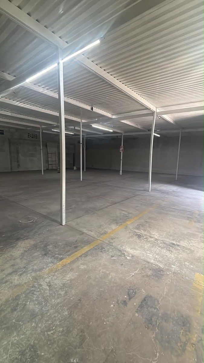 Galpão comercial em Santa Ana Tepetitlán, Zapopan, foto 2 de 6