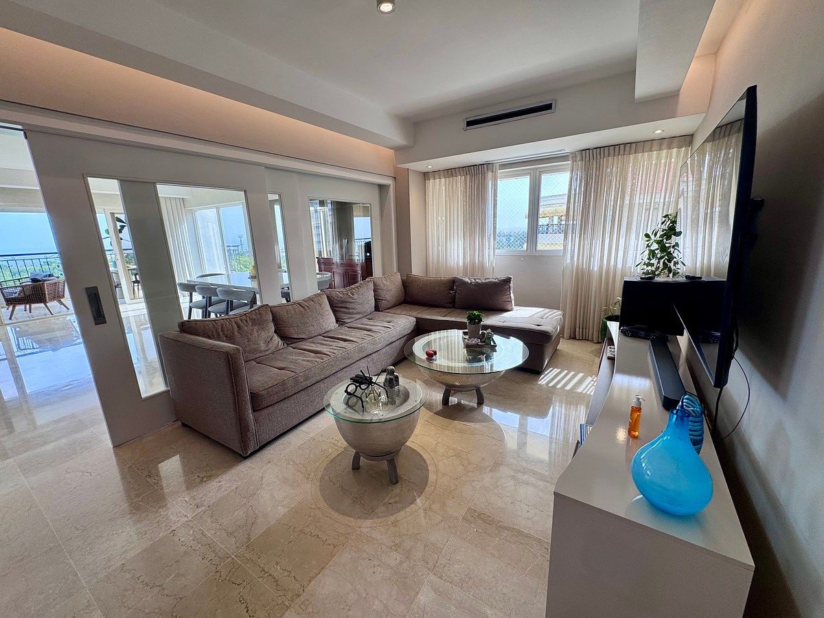 family room, foto 7 de 27