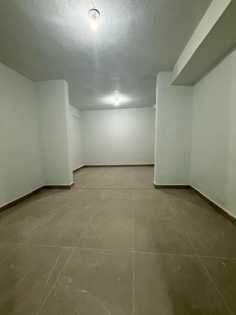 Commercial Storage Unit in Centro, Monterrey, photo 10 of 25